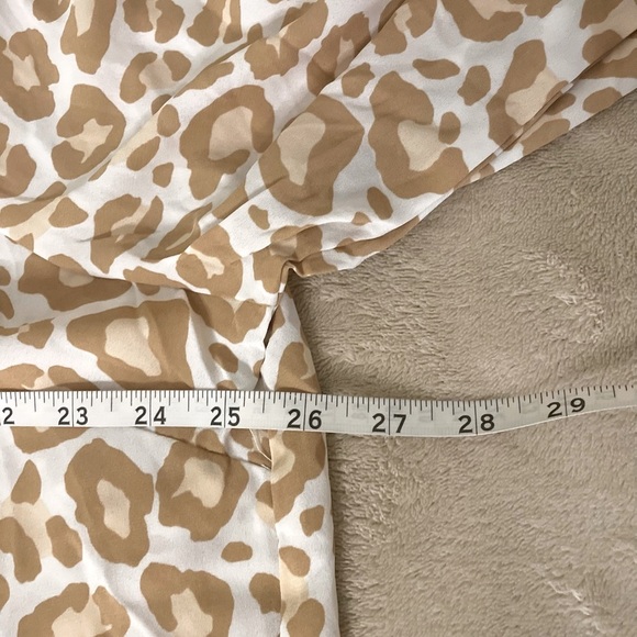 Torrid Georgette Lightweight Leopard Print Blouse - Sizes 1X & 2X - Picture 10 of 16